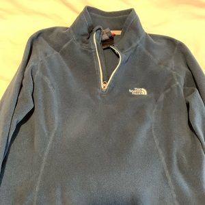 Women’s north face medium